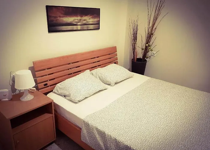 Loutraki Suites Апартаменты Лоутраки