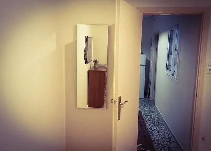 Апартаменты Loutraki Suites *